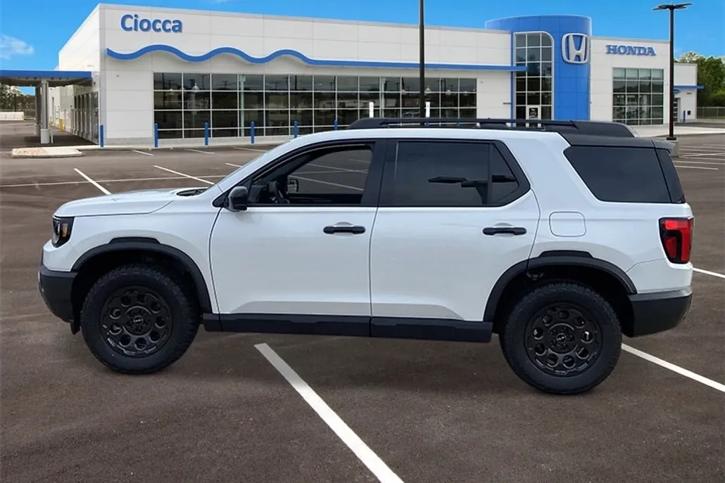 2026 Honda Passport TrailSport Elite photo 1