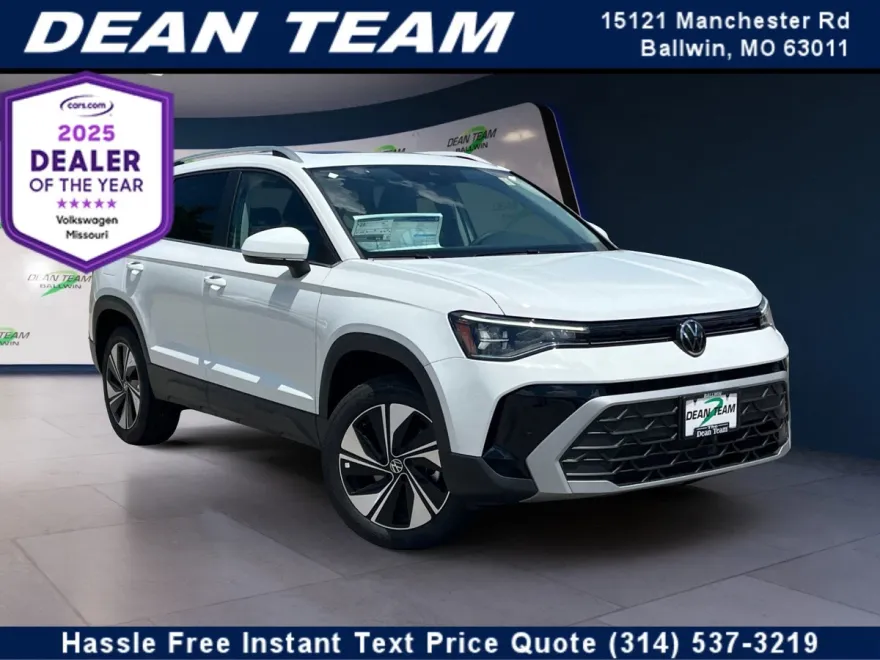 2025 Volkswagen Taos SE photo 1