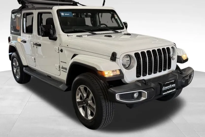 2018 Jeep Wrangler Unlimited Sahara photo 1