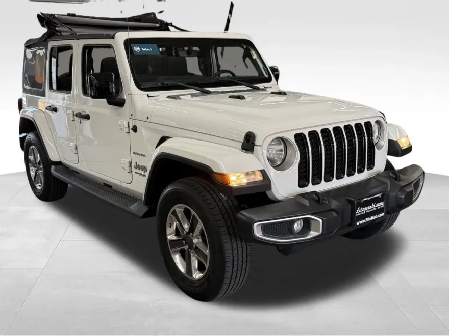 2018 Jeep Wrangler Unlimited Sahara photo 1