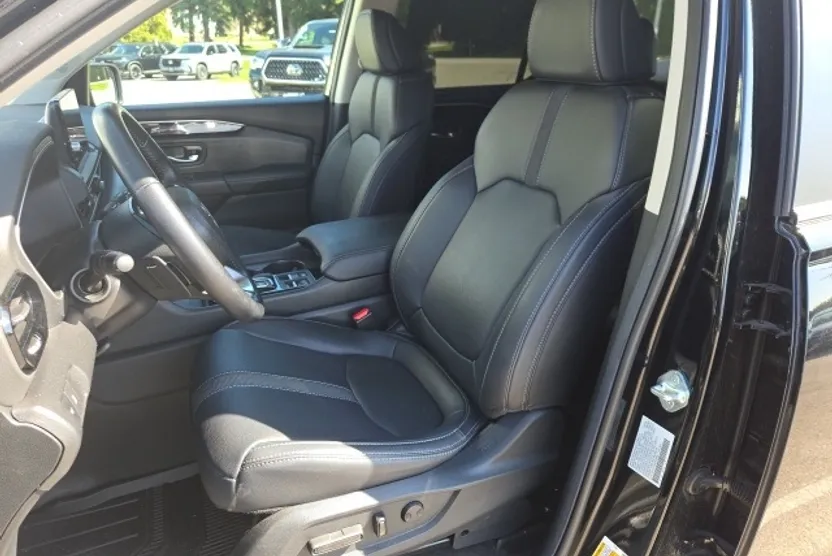 2025 Honda Pilot EX-L photo 1