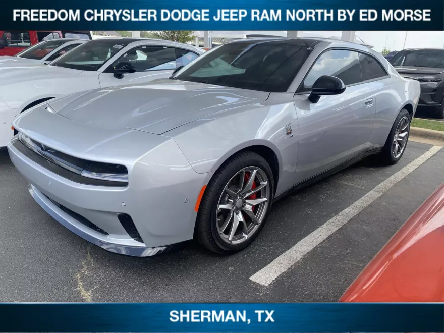 2025 Dodge Charger Daytona Scat Pack AWD photo 1