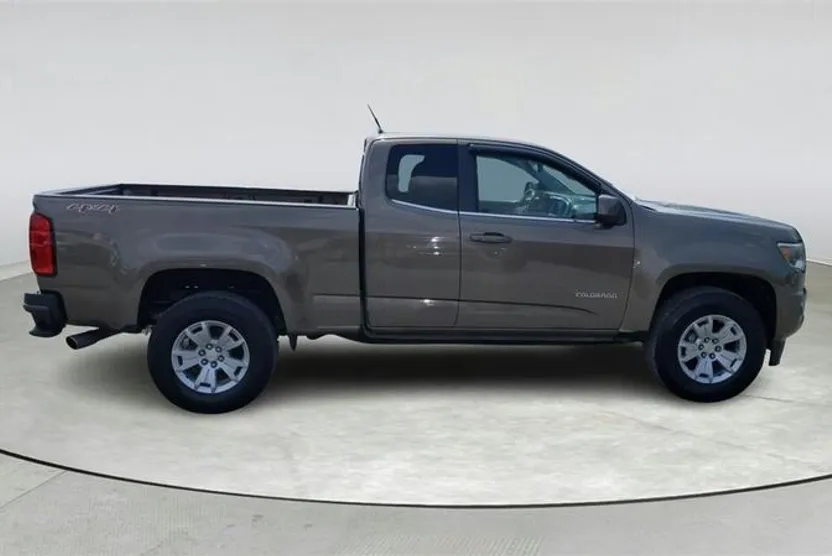2015 Chevrolet Colorado LT photo 1