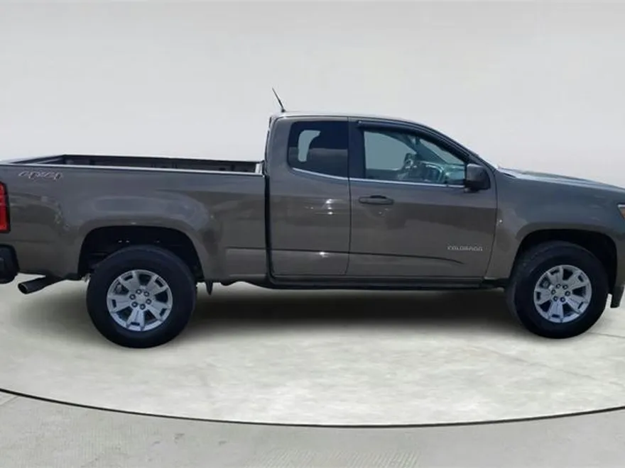 2015 Chevrolet Colorado LT photo 1