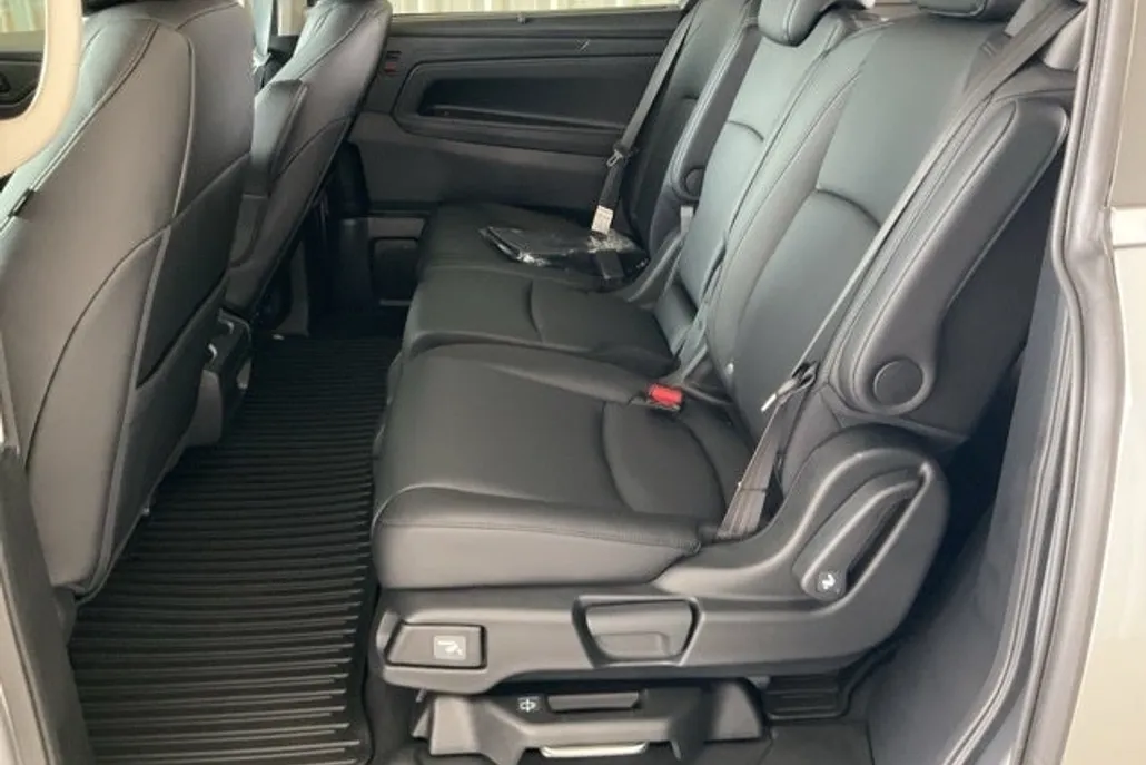 2026 Honda Odyssey EX-L photo 1