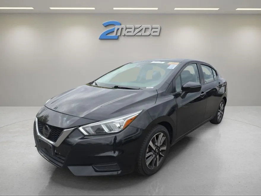 2021 Nissan Versa SV photo 1
