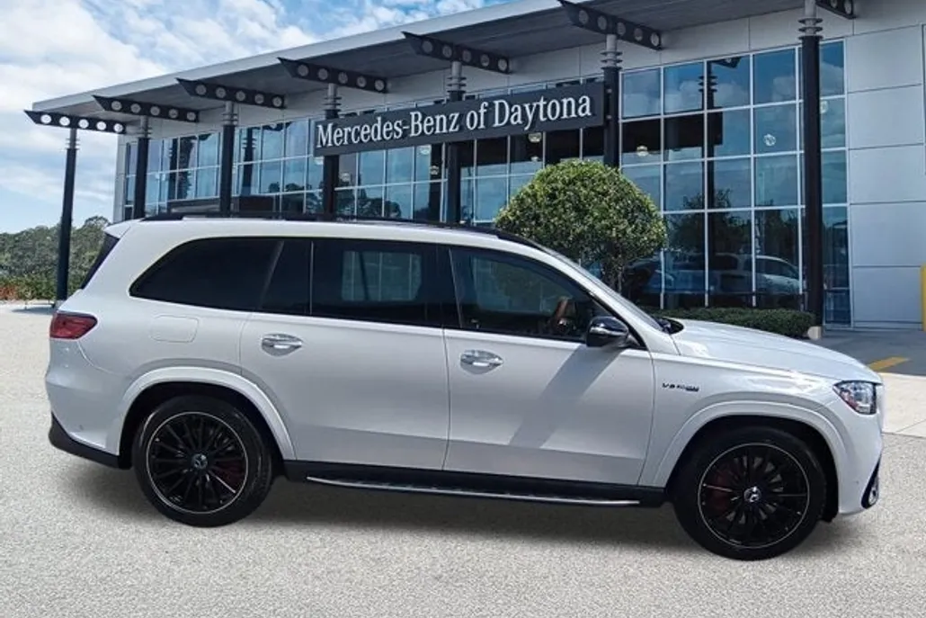 2026 Mercedes Benz GLS AMG 63 4MATIC photo 1