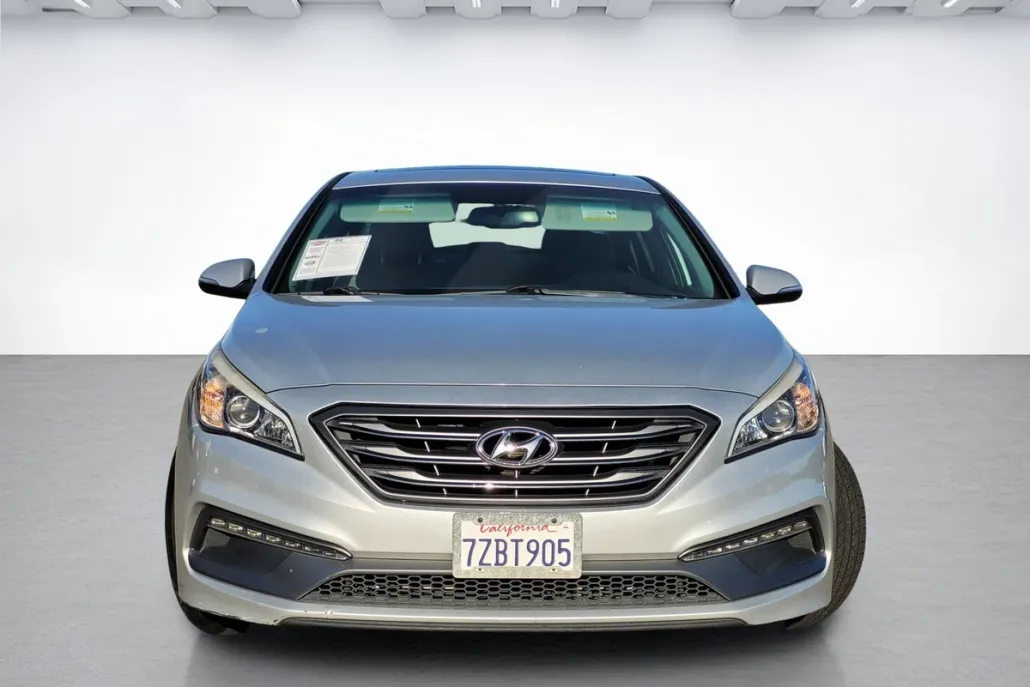 2017 Hyundai Sonata Sport photo 1