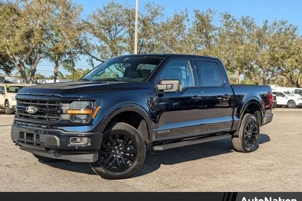 2025 Ford F-150 XLT photo 1