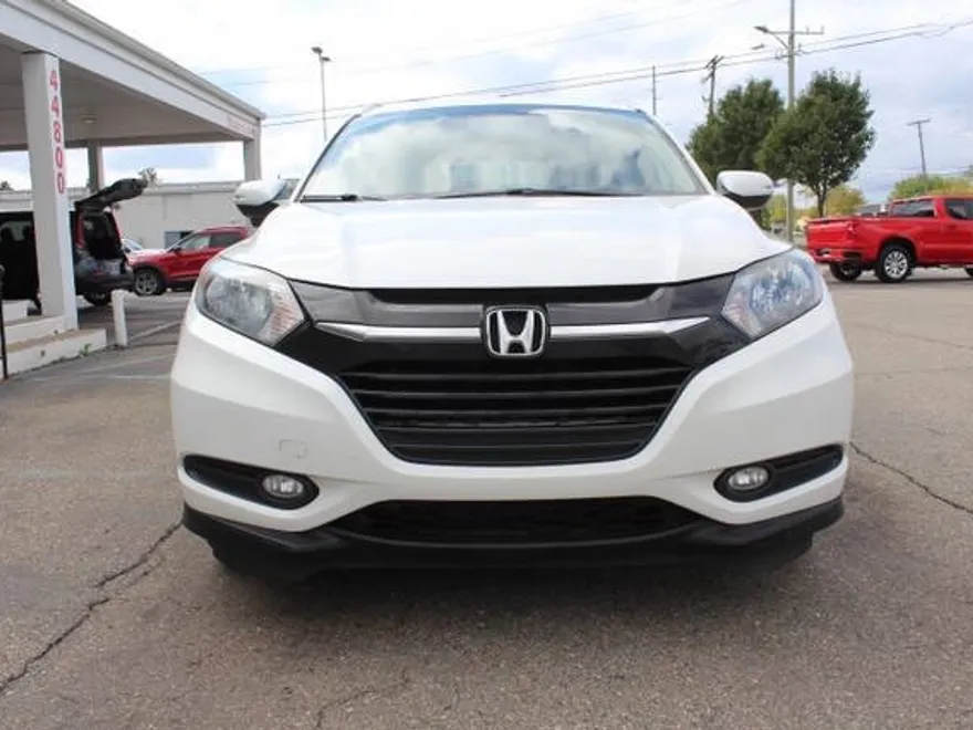 2017 Honda HR-V EX-L photo 1