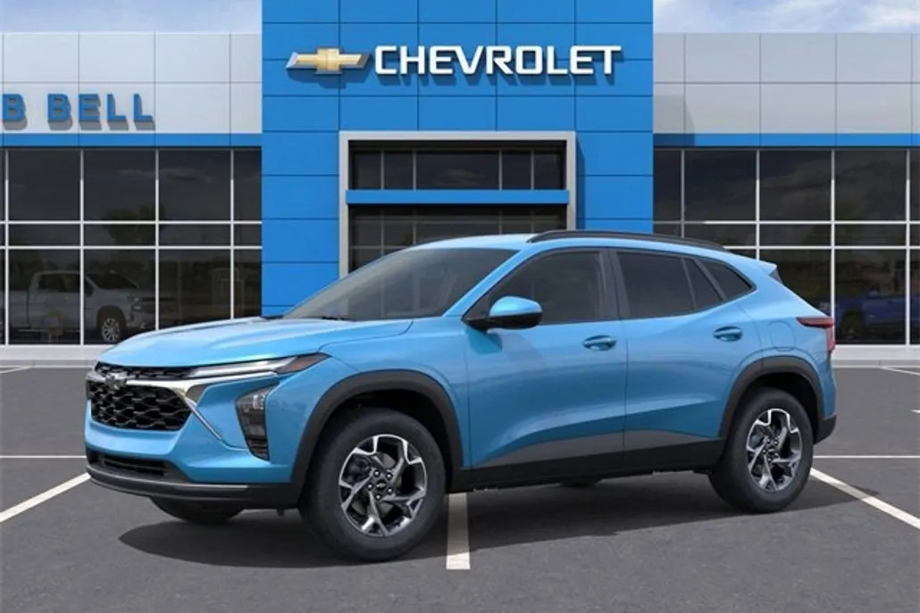 2026 Chevrolet Trax LT photo 1