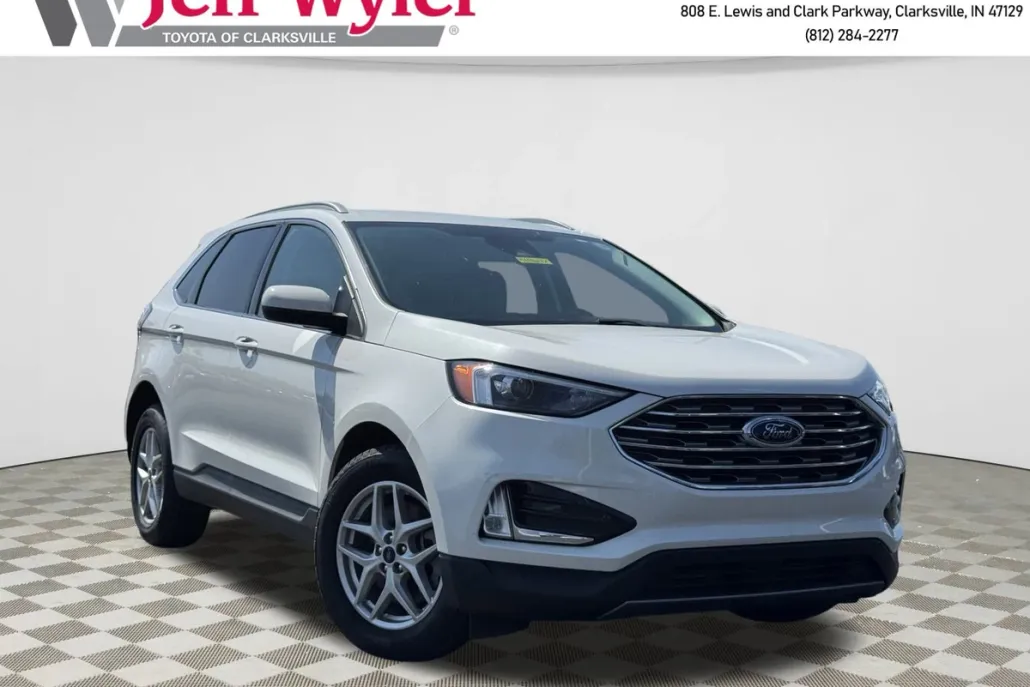 2022 Ford Edge SEL photo 1