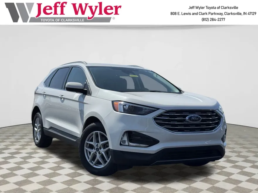 2022 Ford Edge SEL photo 1