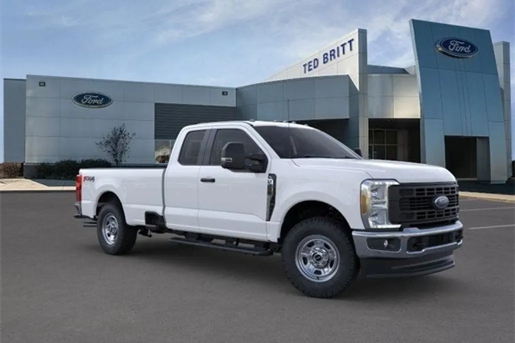 2025 Ford F-350 photo 1