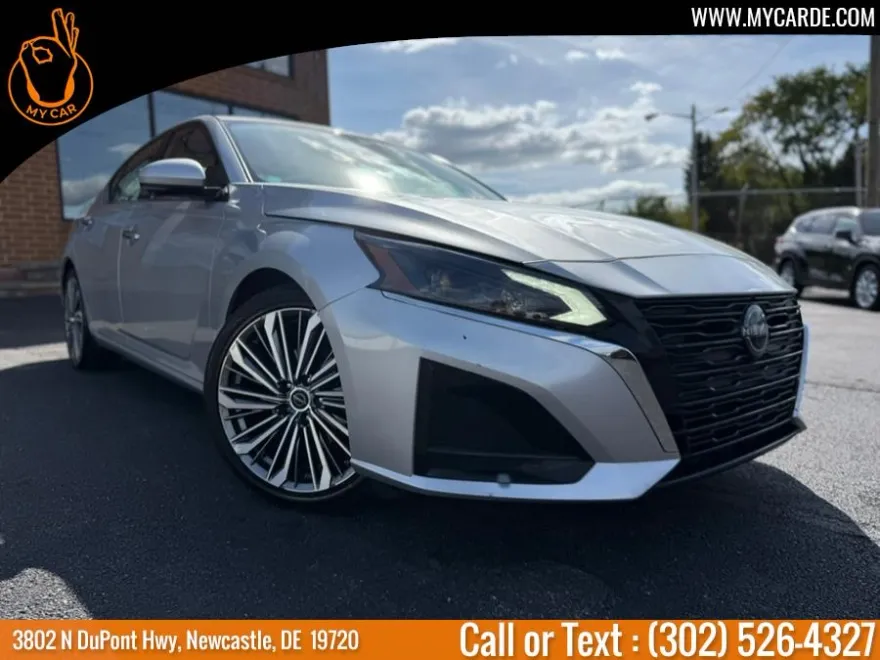 2023 Nissan Altima 2.5 SL photo 1