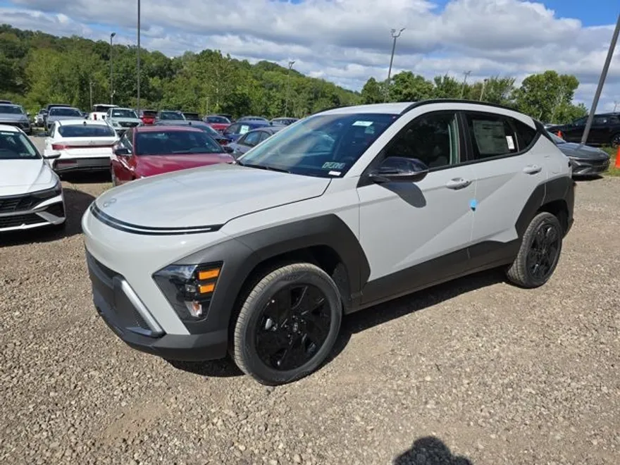 2026 Hyundai Kona SEL photo 1