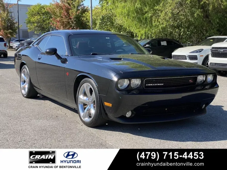 2013 Dodge Challenger R/T photo 1