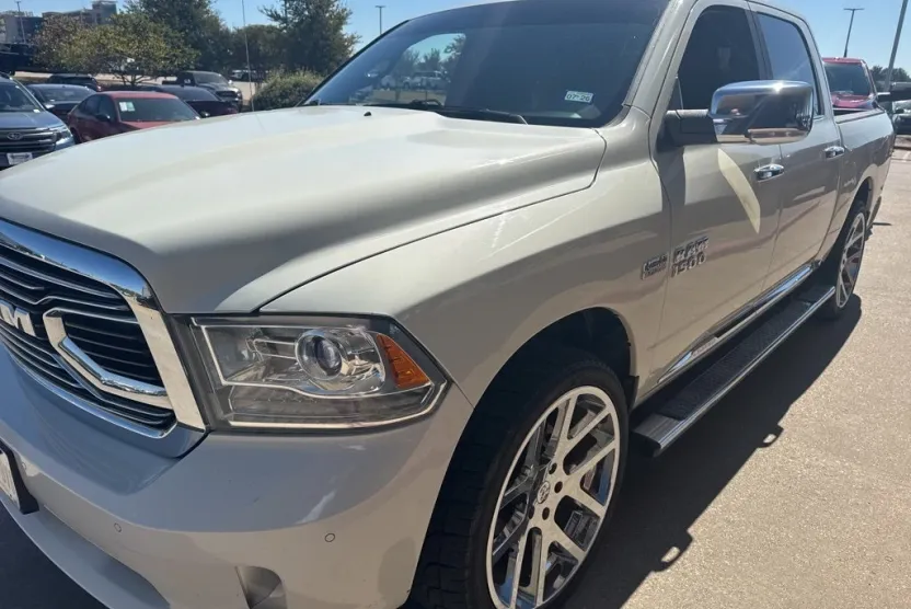 2017 Ram 1500 Limited photo 1