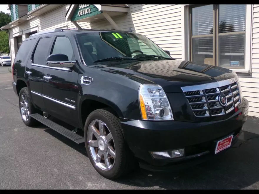 2011 Cadillac Escalade Premium photo 1