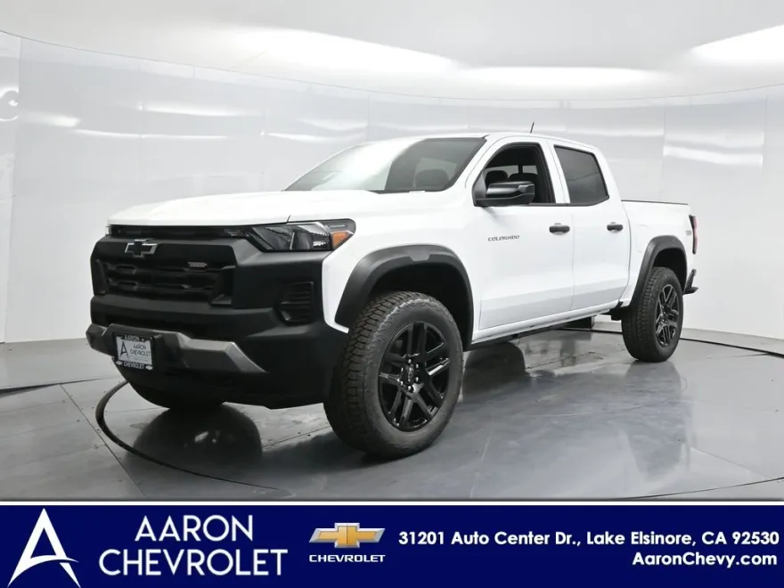 2025 Chevrolet Colorado Trail Boss photo 1