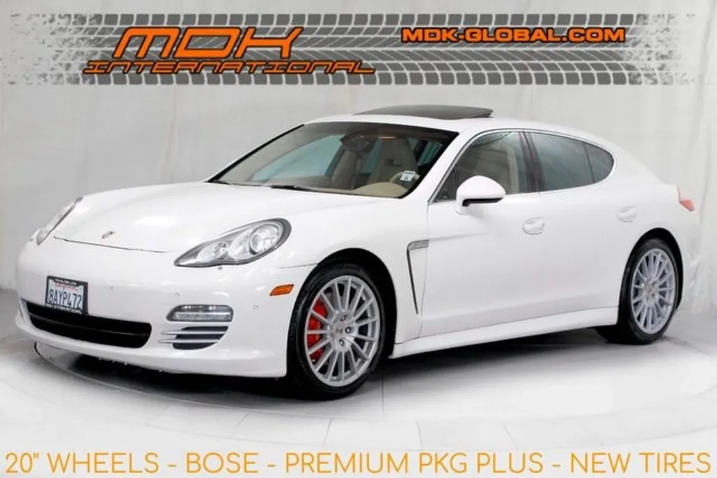 2012 Porsche Panamera 4S photo 1