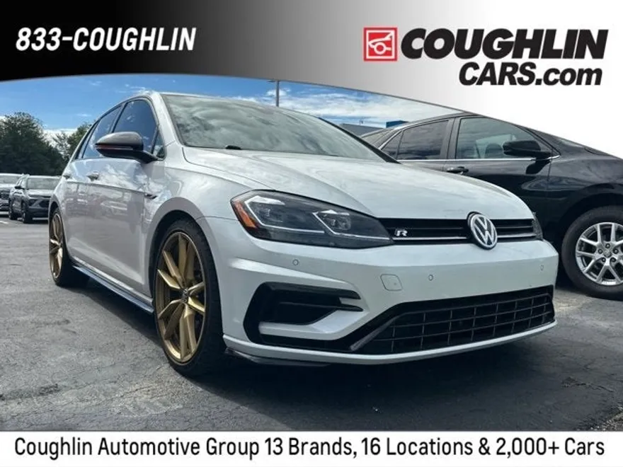 2018 Volkswagen Golf R 4Motion photo 1