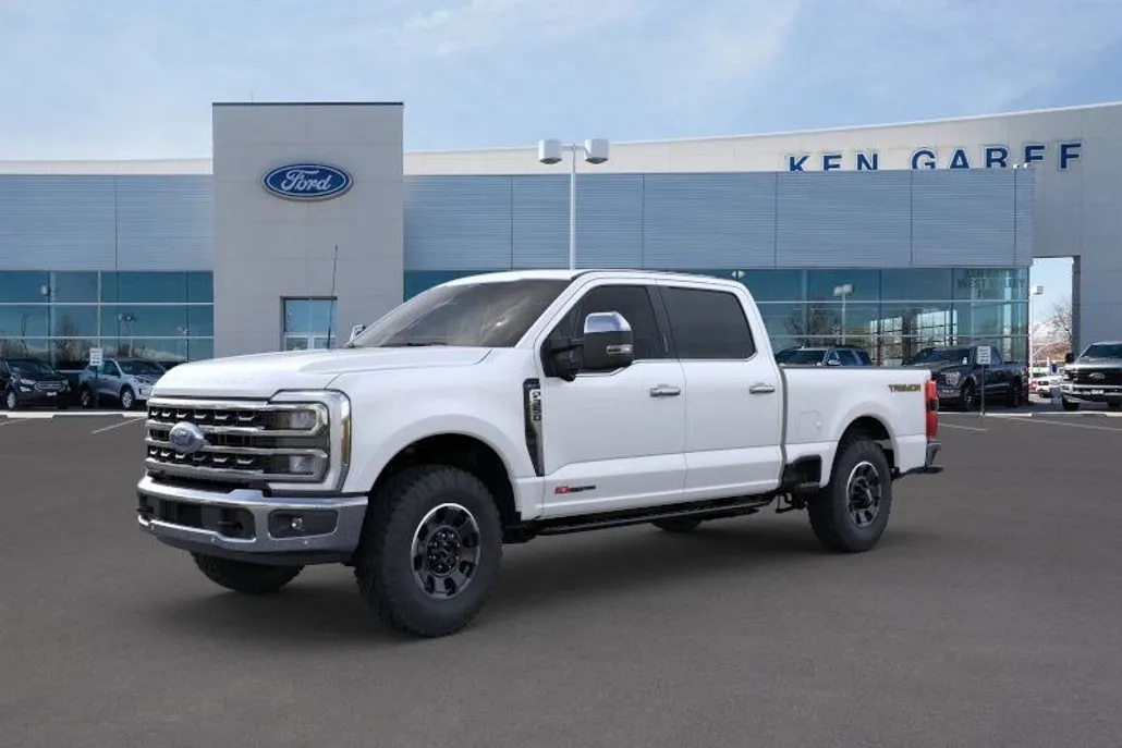 2025 Ford F-350 Lariat photo 1
