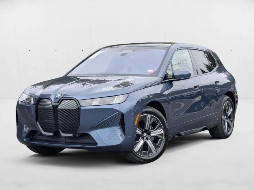 2026 Bmw iX photo 1