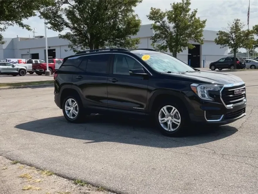 2022 Gmc Terrain SLE photo 1