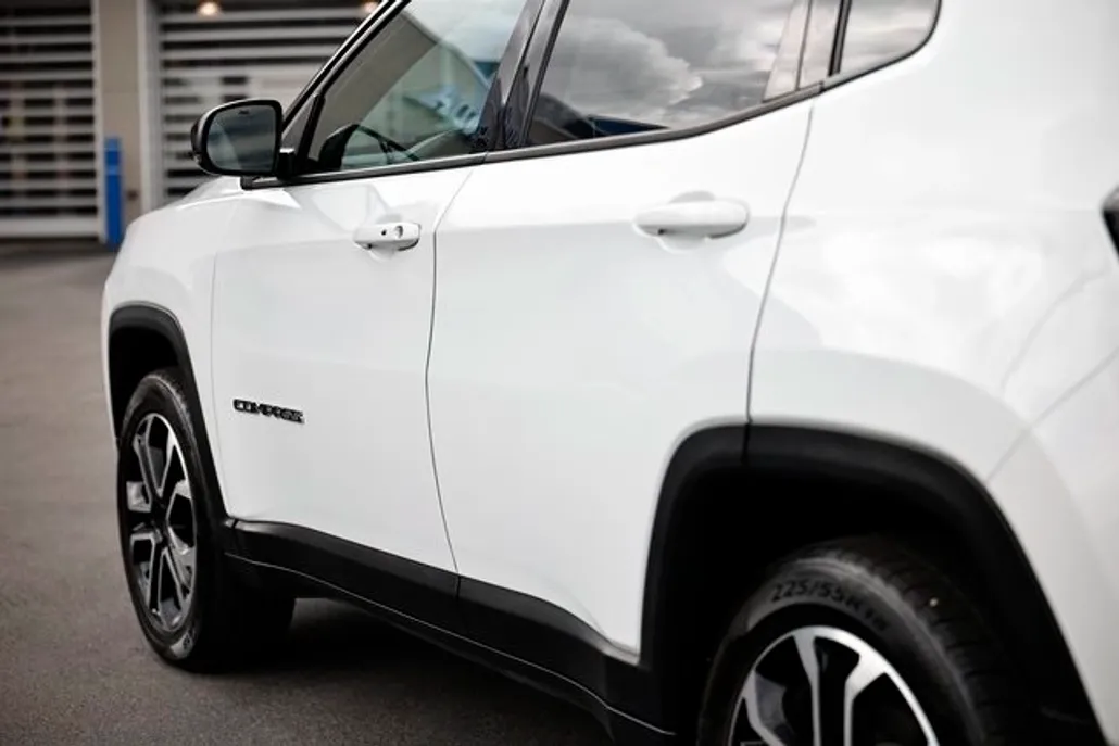 2024 Jeep Compass Limited photo 1