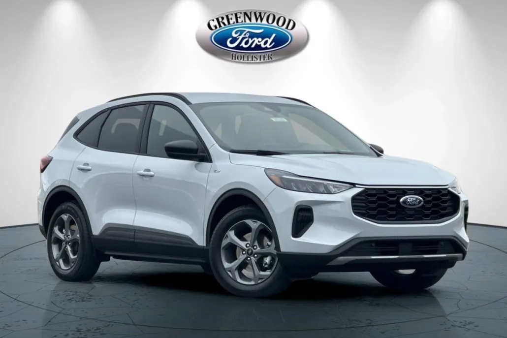 2025 Ford Escape ST-Line photo 1