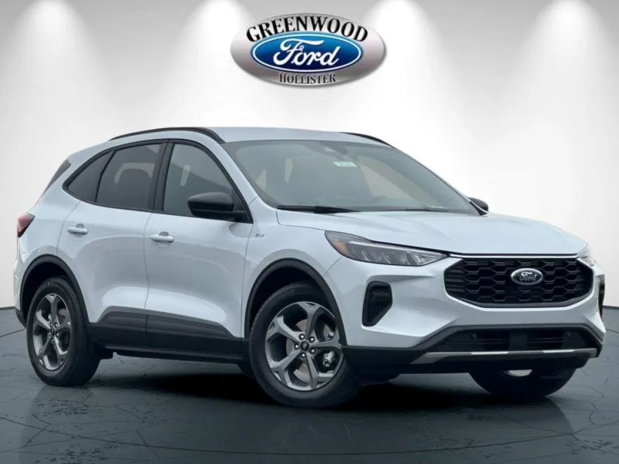 2025 Ford Escape ST-Line photo 1