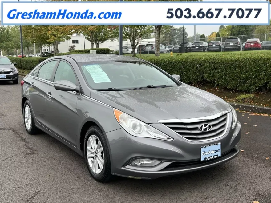 2013 Hyundai Sonata GLS photo 1