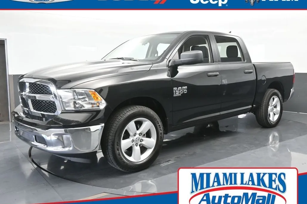 2024 Ram 1500 Classic Tradesman photo 1