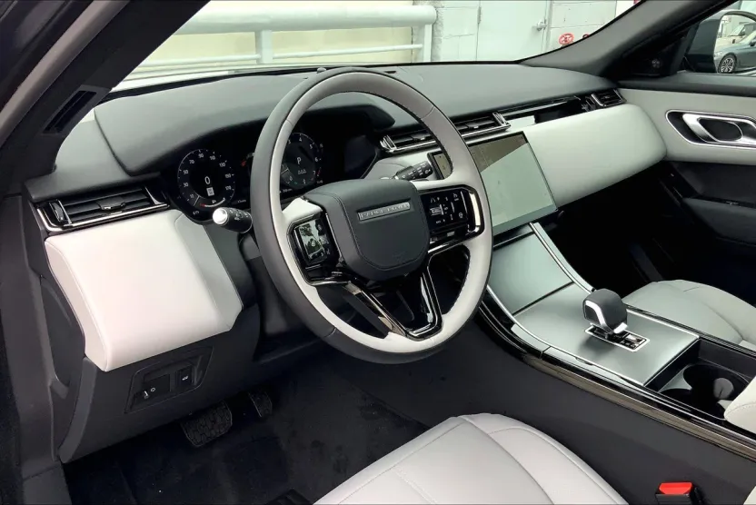 2026 Land Rover Range Rover Velar S photo 1