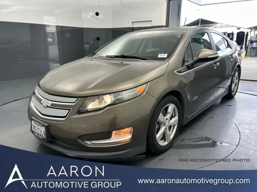 2015 Chevrolet Volt Base photo 1