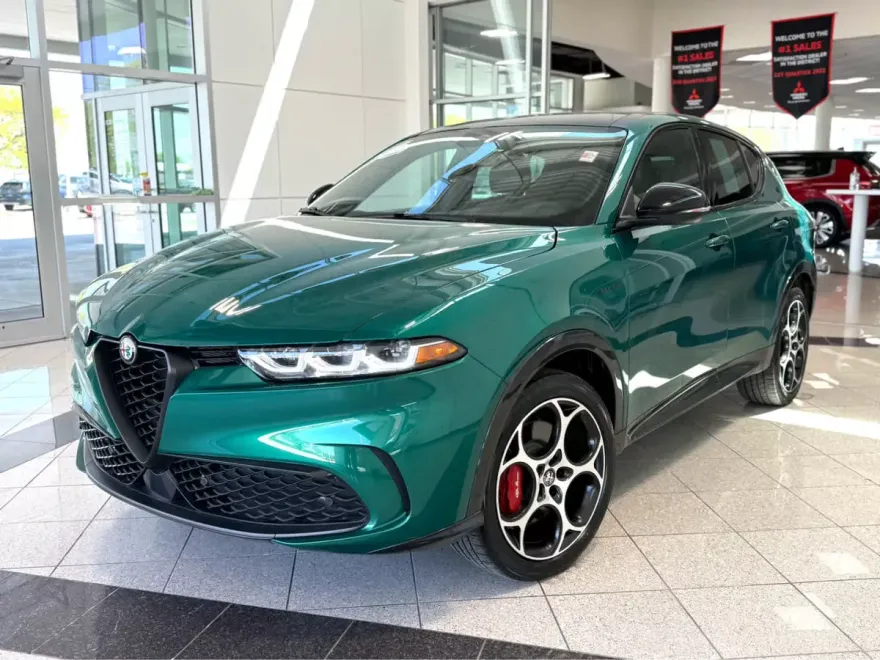 2024 Alfa Romeo Tonale Veloce photo 1