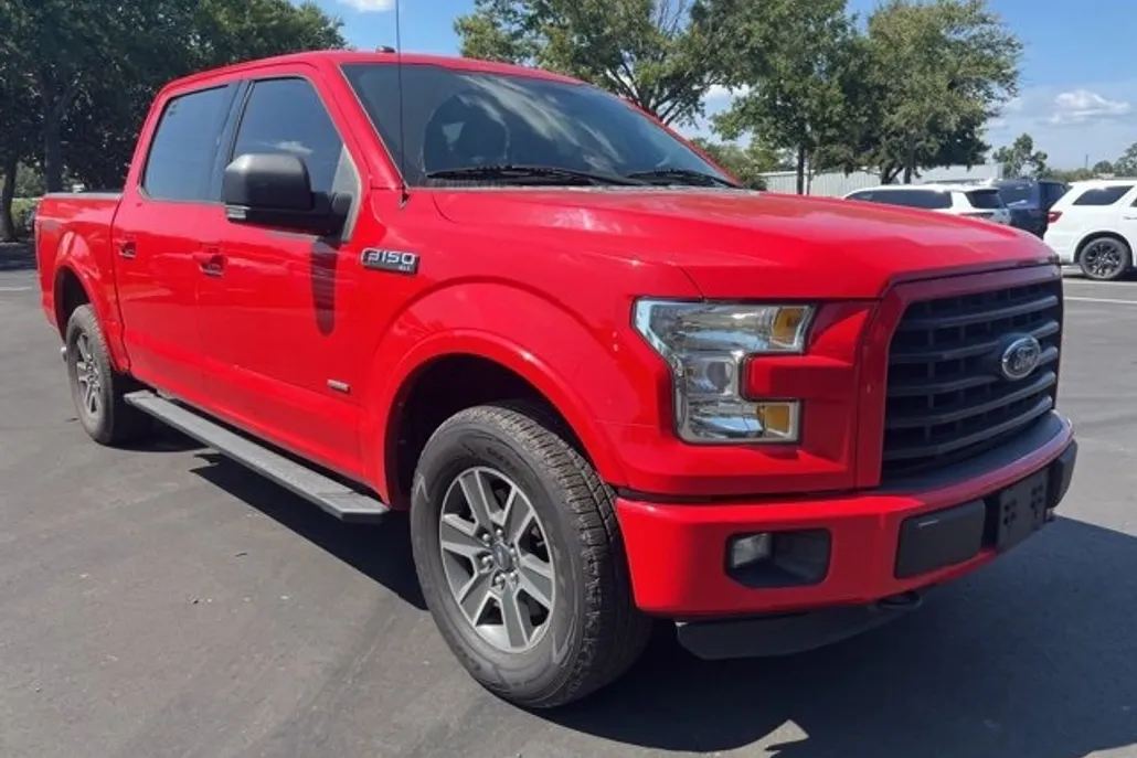2016 Ford F-150 XLT photo 1