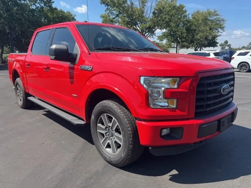 2016 Ford F-150 XLT photo 1