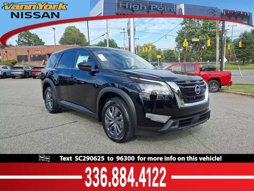 2025 Nissan Pathfinder S photo 1