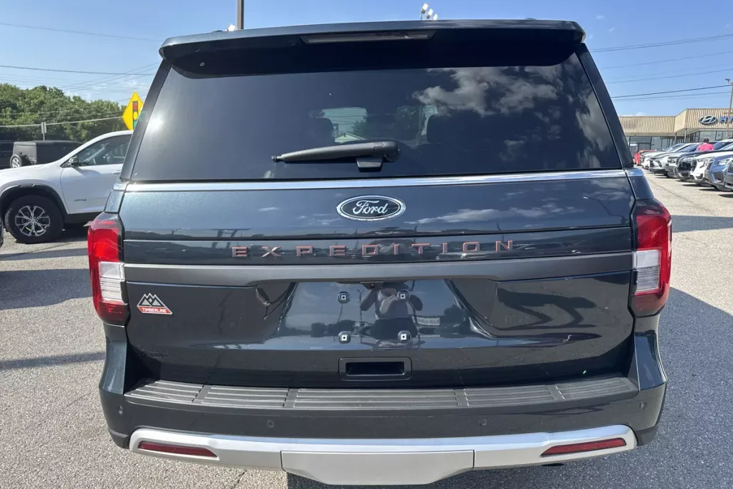 2023 Ford Expedition Timberline photo 1