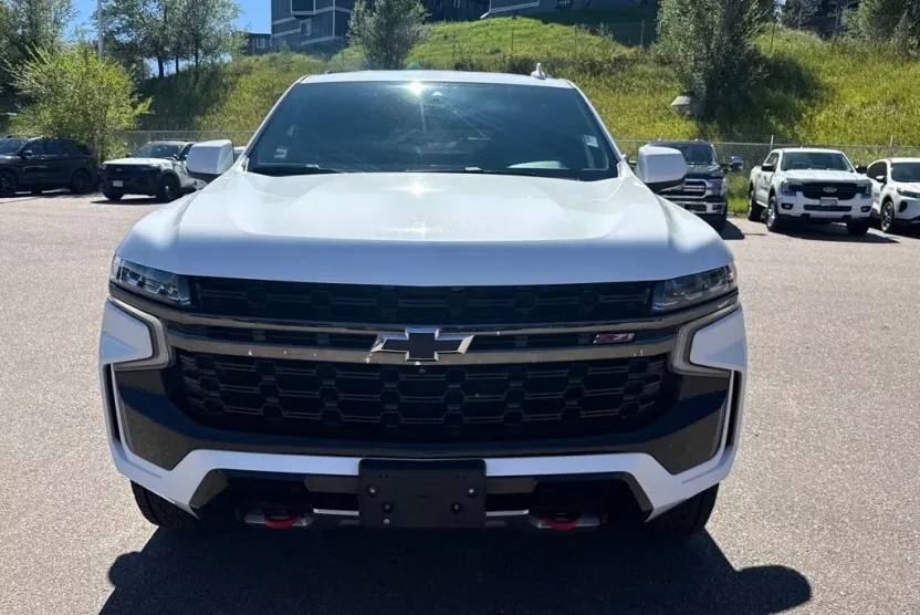 2021 Chevrolet Tahoe Z71 photo 1