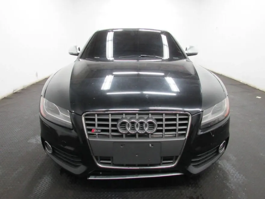 2009 Audi S5 photo 1