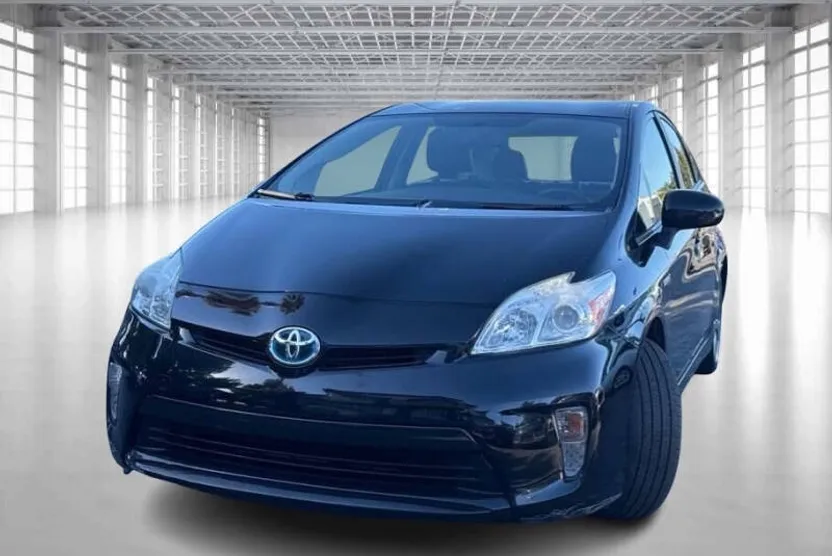 2013 Toyota Prius Persona Series photo 1