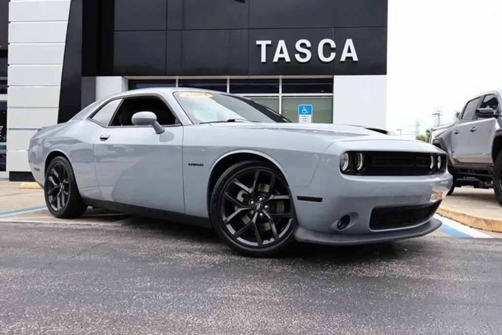 2021 Dodge Challenger R/T photo 1