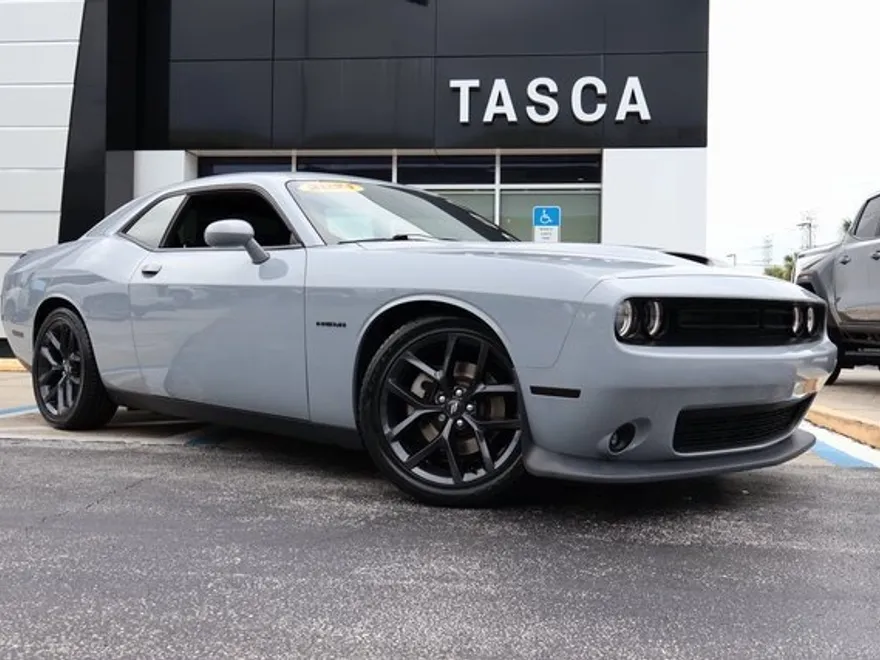 2021 Dodge Challenger R/T photo 1