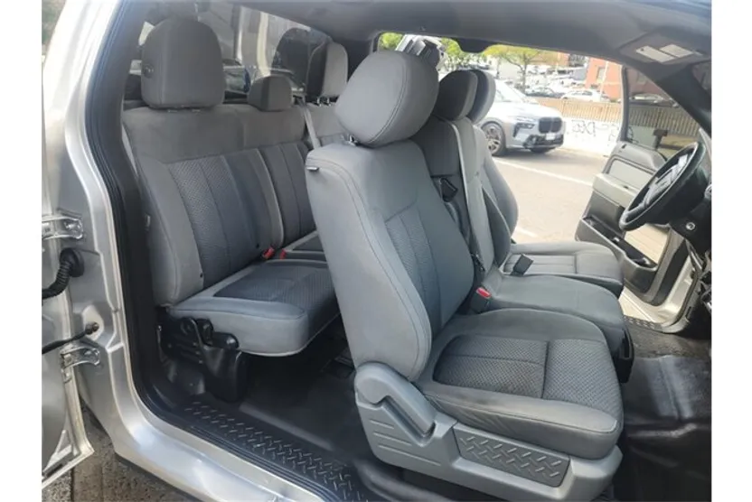 2013 Ford F-150 XL photo 1