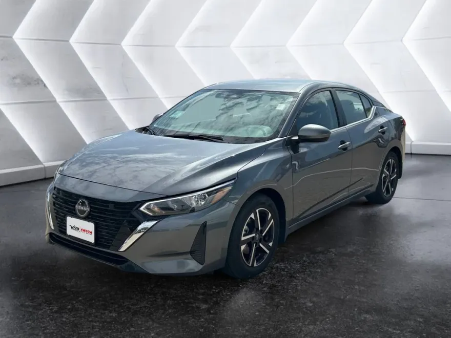 2025 Nissan Sentra SV photo 1
