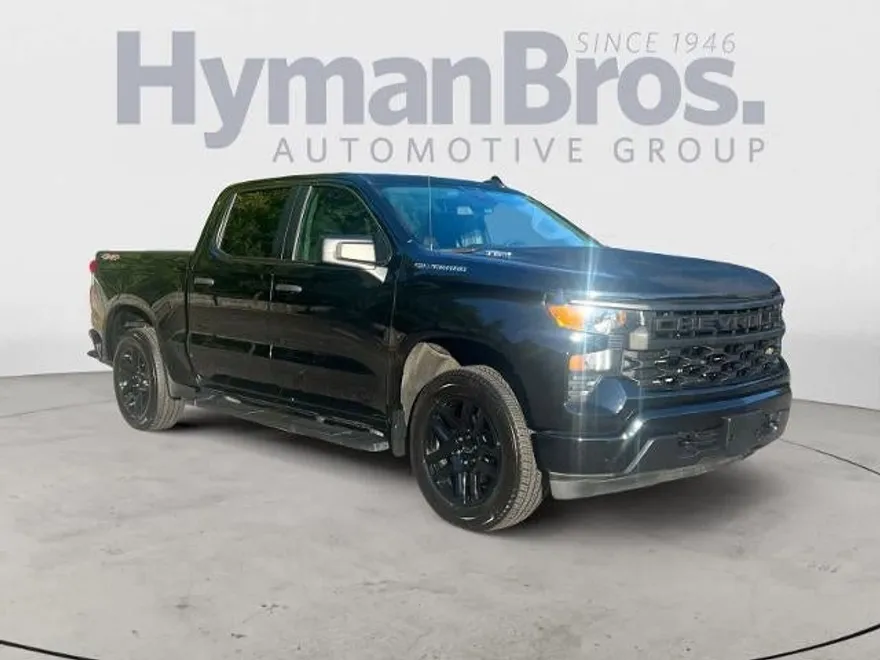 2024 Chevrolet Silverado 1500 Custom photo 1