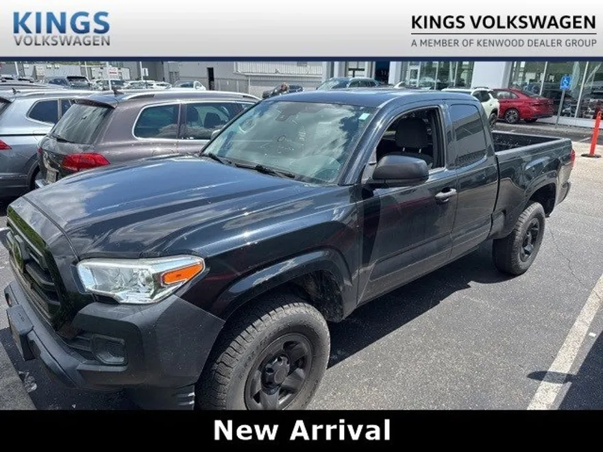 2019 Toyota Tacoma SR photo 1